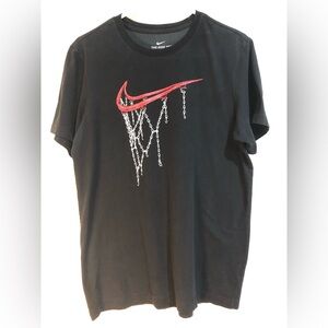 NIKE Short Sleeve T-shirt, Basketball Themed, Dri Fit Technology, Men’s size M